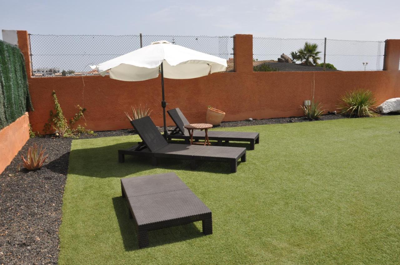 Eco Villa White Suite With Climatized Pool Caleta de Fuste Exterior foto